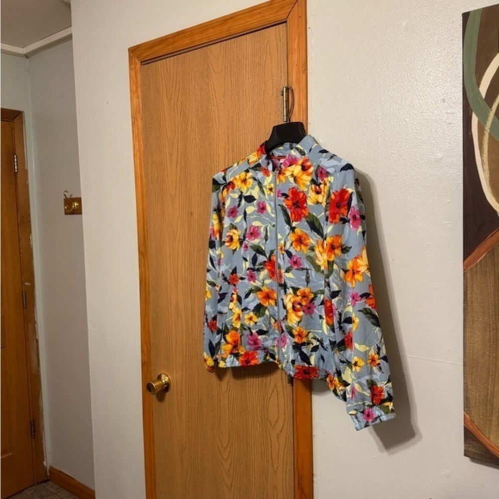 Susan Graver Large Multi-Color w/Floral Print Long Sleeve Track Jacket - EUC